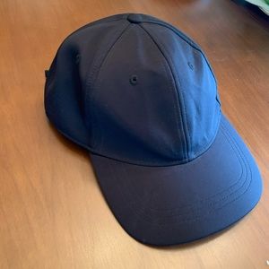 Lulu Lemon baller hat